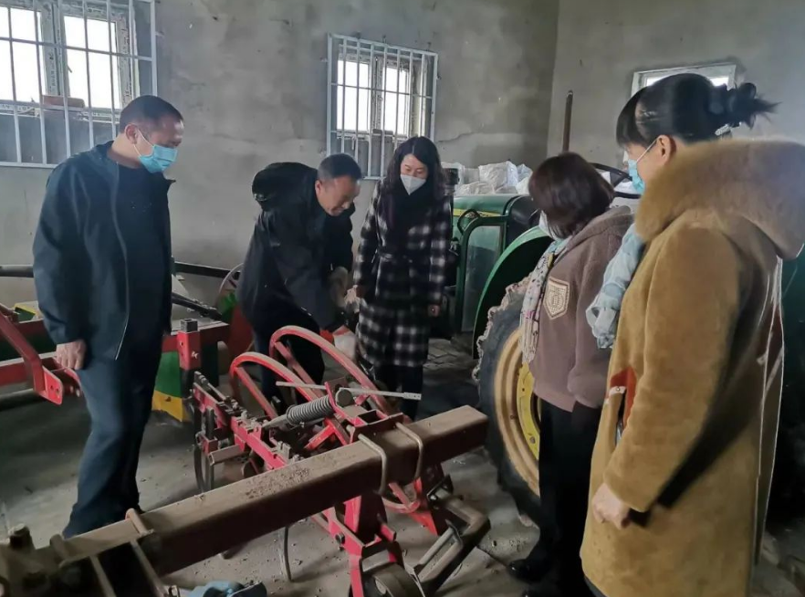 昌吉市“五到位”助力春耕备耕工作